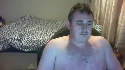 Snapshot of dominicb03 chatting on October 19, 1:17 am dominicb03 online show from October 19, 1:17 am