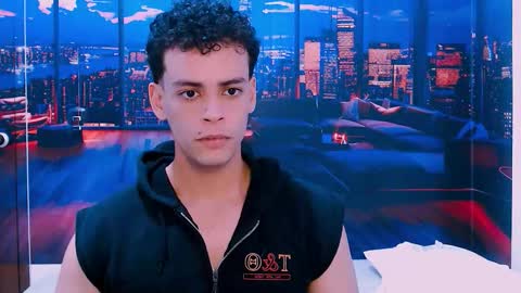 Dominic online show from October 15, 7:25 pm