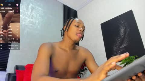 Snapshot of dominicsccott chatting on September 14, 1:21 pm Dominicscott online show from September 14, 1:21 pm