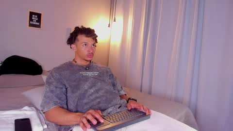 Dominik Drake online show from May 4, 12:45 pm