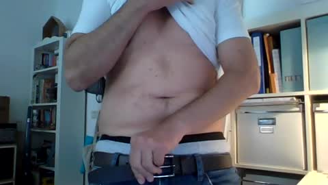 Snapshot of dominik_home chatting on June 15, 11:12 am dominik_home online show from June 15, 11:12 am