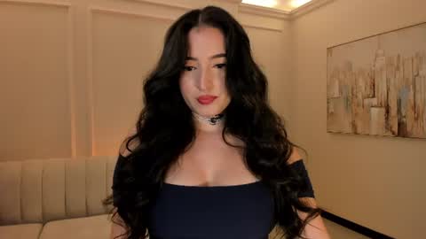 Snapshot of dominiquevega_ chatting on July 3, 8:15 pm Dominique online show from July 3, 8:15 pm