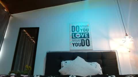  D O M I N K  online show from April 9, 7:41 pm