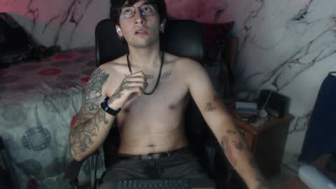 Snapshot of dominus_kane chatting on April 10, 5:12 am dominus_kane online show from April 10, 5:12 am