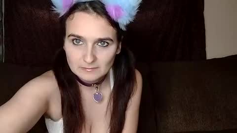 Snapshot of dommekitten1 chatting on January 29, 8:56 pm Fun couple online show from January 29, 8:56 pm