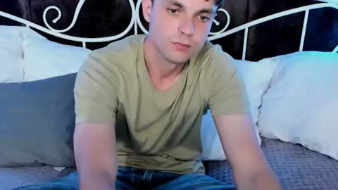 Snapshot of don_di chatting on July 26, 3:30 pm Don online show from July 26, 3:30 pm