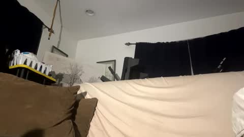 Snapshot of dongking7 chatting on March 9, 8:18 am dongking7 online show from March 9, 8:18 am