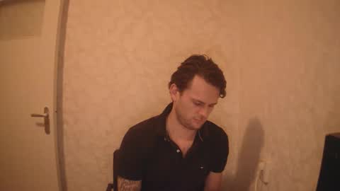 Papi online show from April 16, 10:34 pm