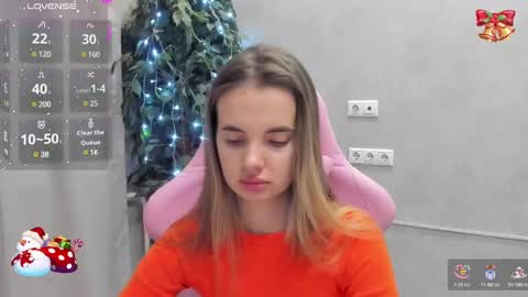 Snapshot of donnaaa_evans chatting on December 15, 12:18 am Donna On GMT2 Mon-Fri 3-9 AM online show from December 15, 12:18 am