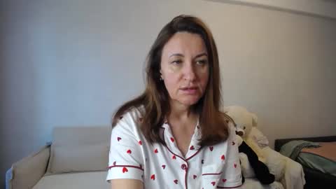 Snapshot of donnalimadonna chatting on September 28, 12:10 pm Tatiana 43 curvy sexy body and Joanna redhead 39 years online show from September 28, 12:10 pm