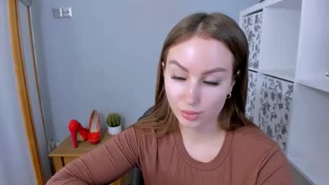 Snapshot of donnasensual chatting on October 30, 5:24 pm DonnaSensual online show from October 30, 5:24 pm