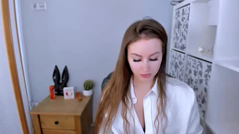 Snapshot of donnasensual chatting on January 13, 10:04 pm DonnaSensual online show from January 13, 10:04 pm