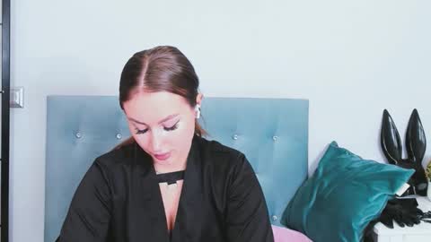 Snapshot of donnasensual chatting on January 31, 7:11 pm DonnaSensual online show from January 31, 7:11 pm