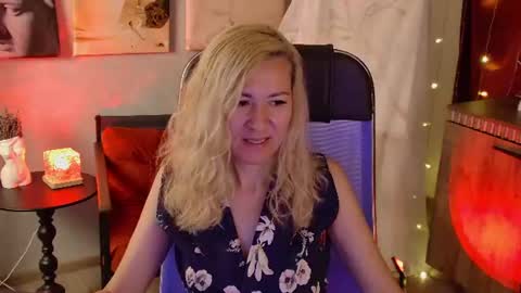 Donna online show from June 30, 10:33 pm