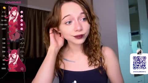 Nicole online show from December 4, 6:16 pm