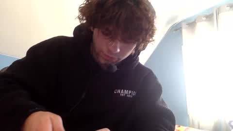 donutking42069 online show from February 24, 2:04 pm