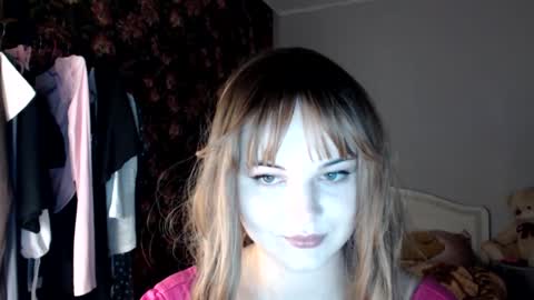 Snapshot of doratixx0 chatting on May 2, 9:20 pm dorati online show from May 2, 9:20 pm