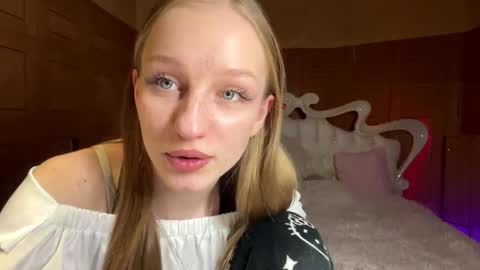 Anika online show from March 23, 4:33 pm