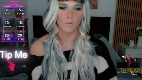 Snapshot of dorian_reed chatting on May 25, 11:44 pm Helen my second account online show from May 25, 11:44 pm