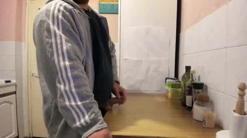 Snapshot of doriancretu95 chatting on February 23, 6:56 pm menu below online show from February 23, 6:56 pm