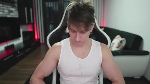 Dorian Reyes online show from October 26, 9:42 pm