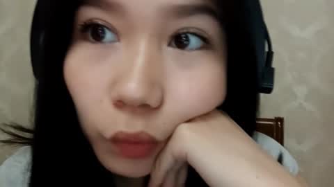 YuKi  online show from October 8, 10:13 am