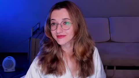 Snapshot of dorotty_ chatting on May 19, 12:38 am Your Dorotty online show from May 19, 12:38 am