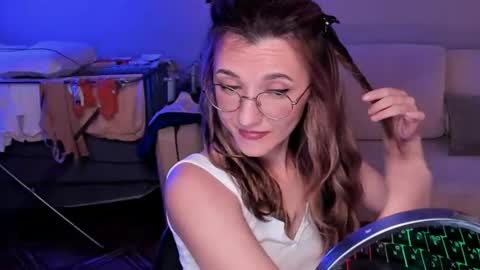 Snapshot of dorotty_ chatting on July 14, 2:49 am Your Dorotty online show from July 14, 2:49 am
