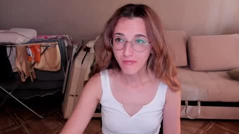 Snapshot of dorotty_ chatting on July 15, 2:50 am Your Dorotty online show from July 15, 2:50 am