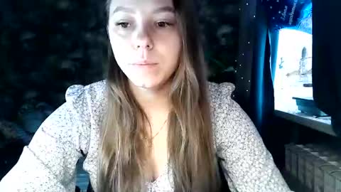 Dorrie Ann online show from December 21, 7:04 am