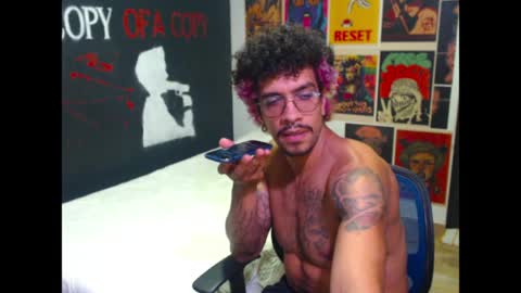 Snapshot of dostoyrodia_34 chatting on May 21, 2:51 am will online show from May 21, 2:51 am