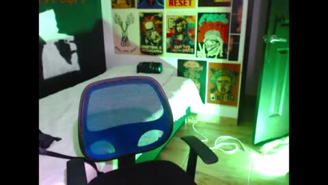 Snapshot of dostoyrodia_34 chatting on May 22, 12:07 am will online show from May 22, 12:07 am