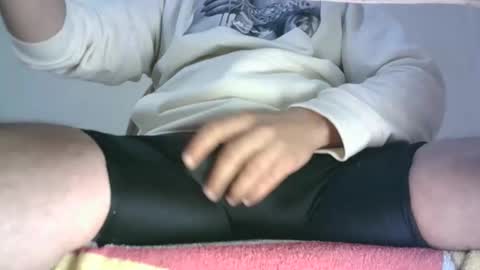 Snapshot of dotado21xl chatting on May 15, 1:40 pm dotado21xl online show from May 15, 1:40 pm