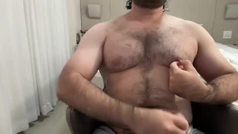 Snapshot of dotado_put chatting on June 3, 2:08 pm dotado_put online show from June 3, 2:08 pm