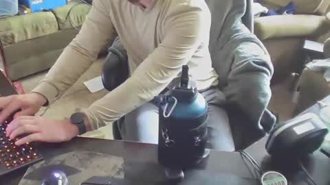 Snapshot of dotyoureyezez chatting on March 6, 2:40 pm DotYourEyezez online show from March 6, 2:40 pm