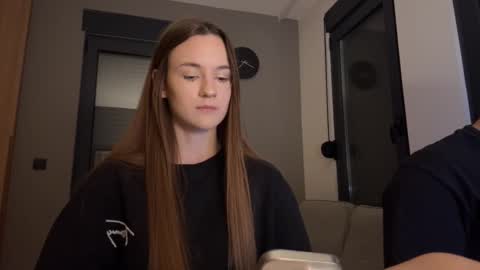 Snapshot of double_sun chatting on September 21, 10:00 pm Alice and Mark online show from September 21, 10:00 pm