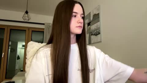 Alice and Mark online show from March 8, 2:04 am