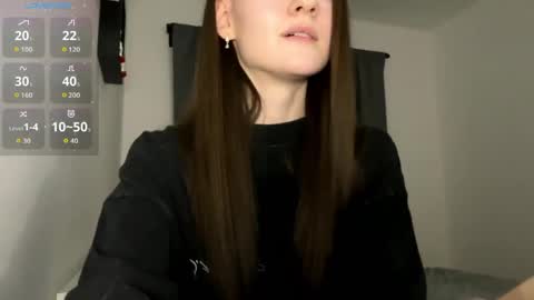 Alice and Mark online show from April 4, 9:12 pm