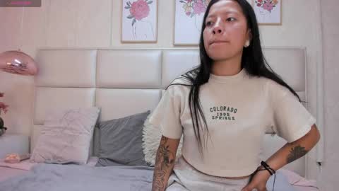 Snapshot of double_temptatiion_ chatting on April 19, 12:59 pm Vall Lufan online show from April 19, 12:59 pm
