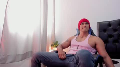 Snapshot of doublefun24 chatting on June 12, 2:05 pm Isabella and Alessandro online show from June 12, 2:05 pm
