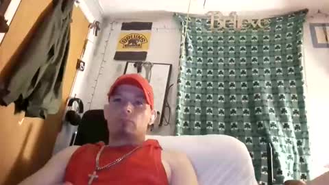 dougiebisme online show from April 28, 2:21 am