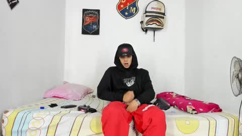 douglas_gallegos online show from December 10, 2:27 am