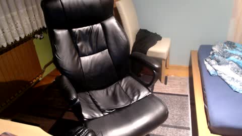 dovahkaat online show from December 2, 4:09 pm