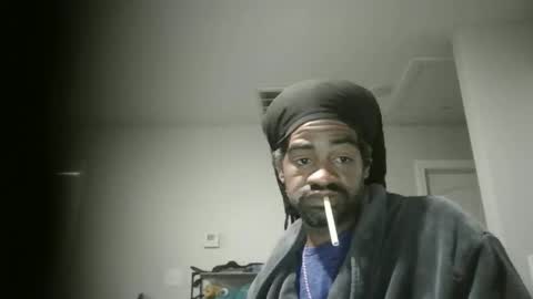 Snapshot of down4u4026 chatting on May 14, 2:51 am Down4y4026 online show from May 14, 2:51 am