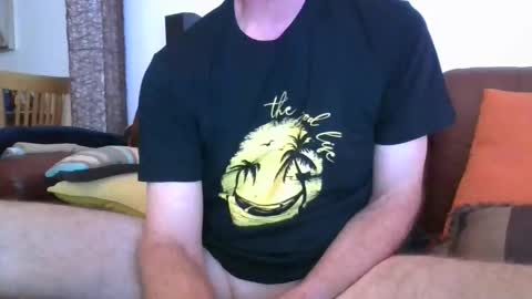 Snapshot of downundercock22 chatting on October 18, 3:24 pm downundercock22 online show from October 18, 3:24 pm