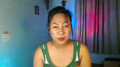 doyouwantme143 online show from October 19, 10:16 am