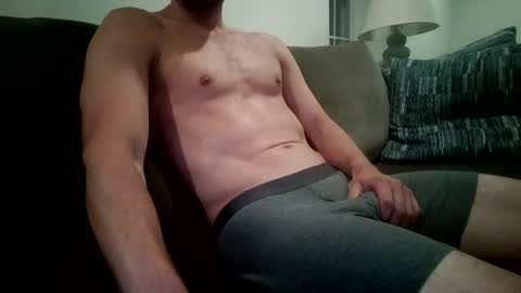 Snapshot of dp612 chatting on August 10, 1:42 am dp612 online show from August 10, 1:42 am