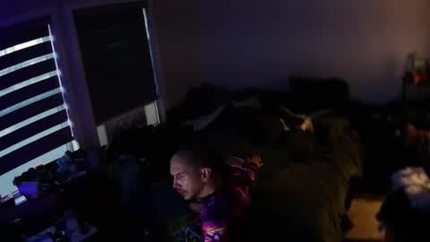 Snapshot of dr_ugsound chatting on October 27, 12:26 am dr_ugsound online show from October 27, 12:26 am