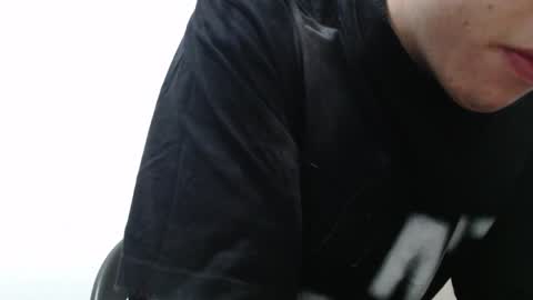 draco_boy2000 online show from March 29, 11:05 pm