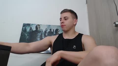 Snapshot of draco_boy2000 chatting on June 11, 12:08 am draco_boy2000 online show from June 11, 12:08 am